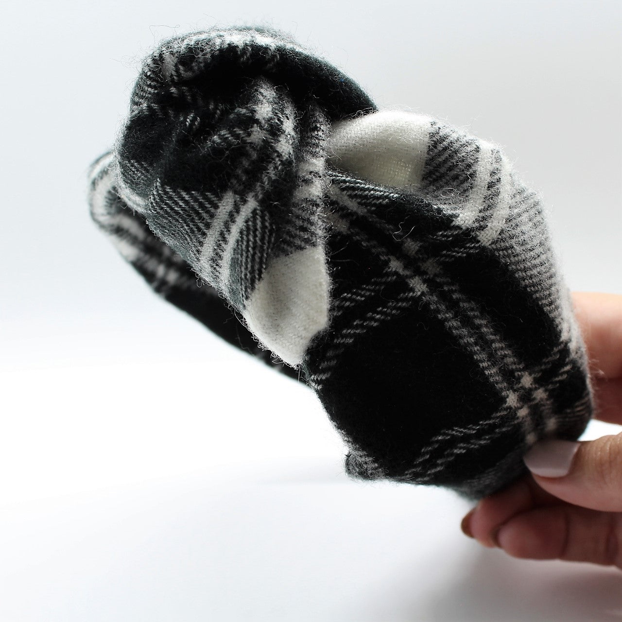Black & White Tartan Plaid Knotted Headband