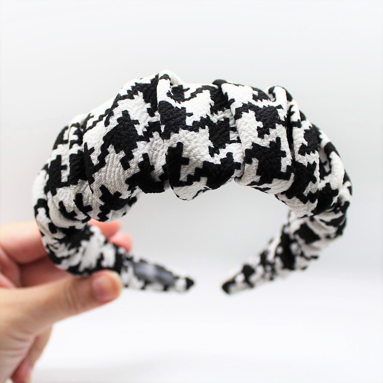 Houndstooth Ruffle Headband