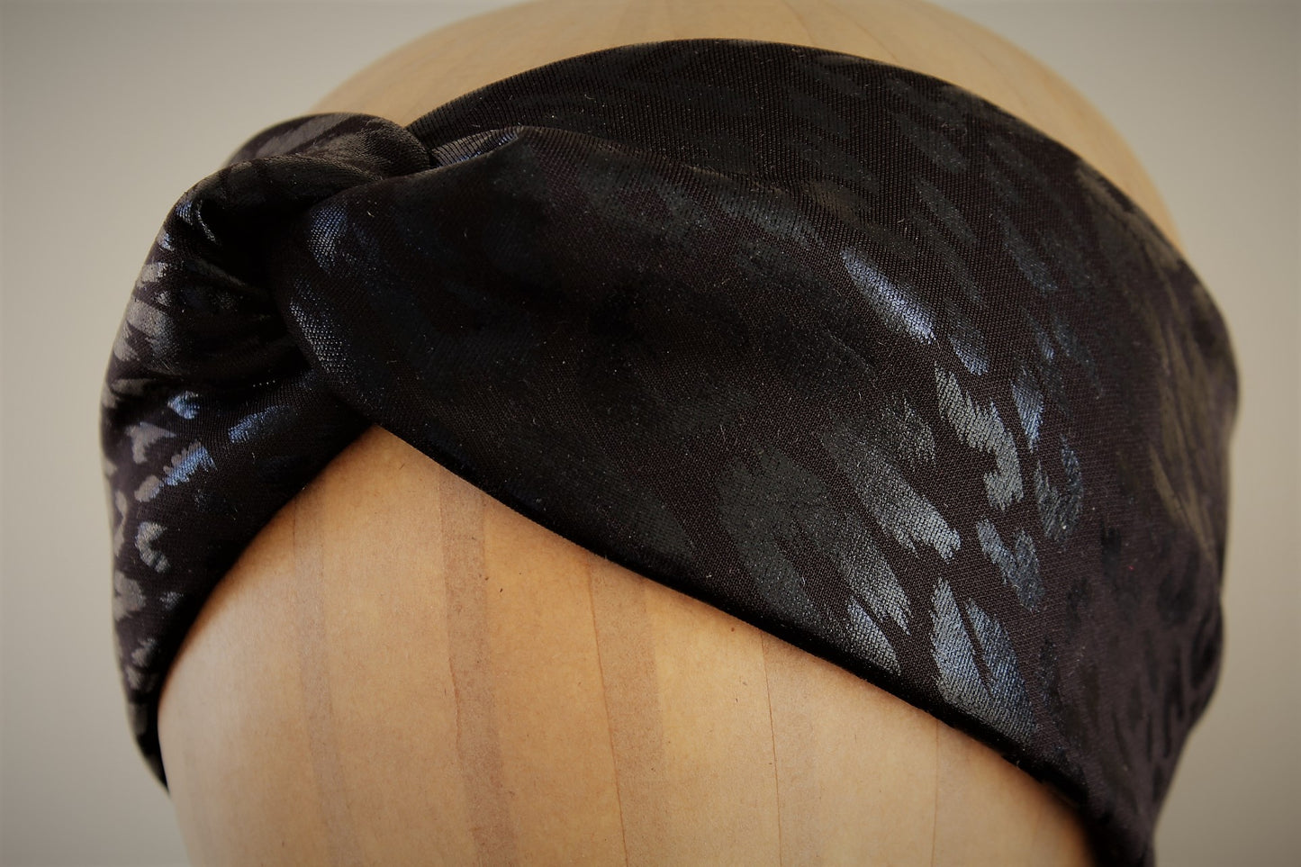 ARKWARD black cheetah Turban Headband